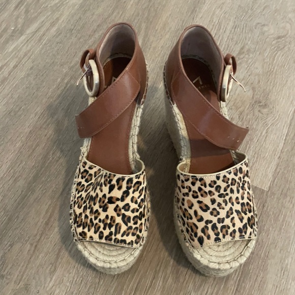marc fisher leopard wedges